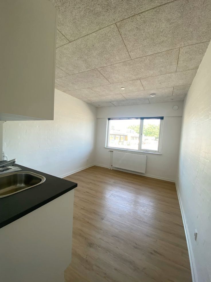 Predaj Iný Iný-Predaj-Bratislava - mestská časť Petržalka-119990.00 €