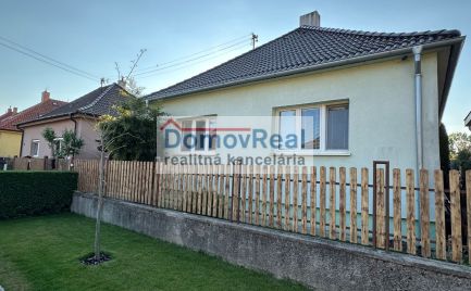 Rodinný dom s peknou záhradou