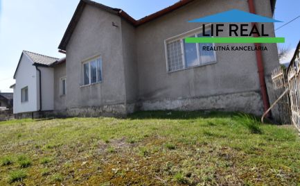 Znížená cena- predaj starší 3 izbový rodinný dom vo Vrútkach