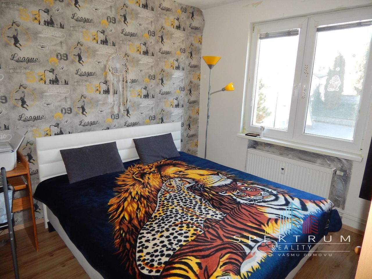 EXKLUZÍVNE-SPEKTRUM REALITY- Na Predaj 2-izbový byt, 58 m2 s balkónom, Handlová, ul. Prievidzská