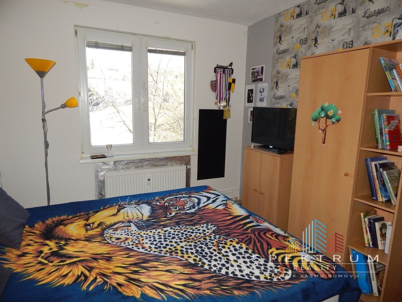 EXKLUZÍVNE-SPEKTRUM REALITY- Na Predaj 2-izbový byt, 58 m2 s balkónom, Handlová, ul. Prievidzská