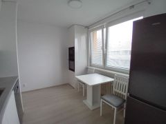 Prenájom krásny, luxusný, nadštandardný 1-izbový byt v peknom prostredí, Nové Mesto nad Váhom