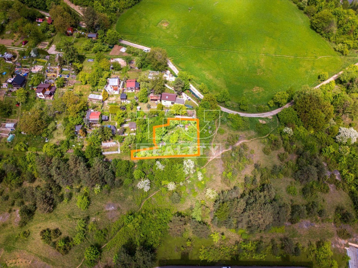 Pripravujeme do ponuky záhradu vo vyhľadávanej lokalite a záhradkárskej oblasti Tulská v Banskej Bystrici 517 m2