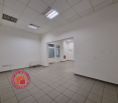 45 m2 OBCHODNÝ PRIESTOR V SENCI, pešia zóna