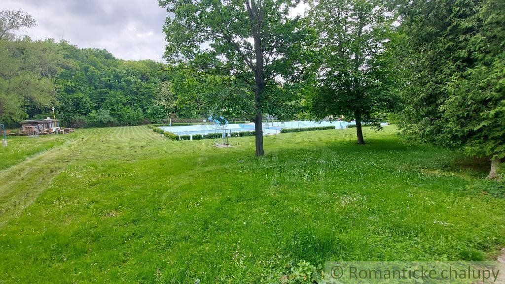 Novostavba 4-izbový dom v lone prírody, na okraji rekreačnej oblasti Skalica - Zlatnícka dolina, na predaj