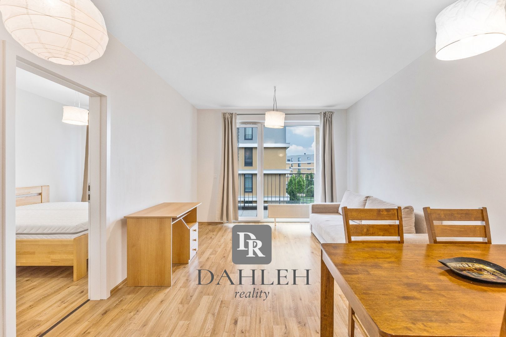 DAHLEH-Na predaj zariadený, príjemný 2 izbový apartmán s lodžiou v novostavbe