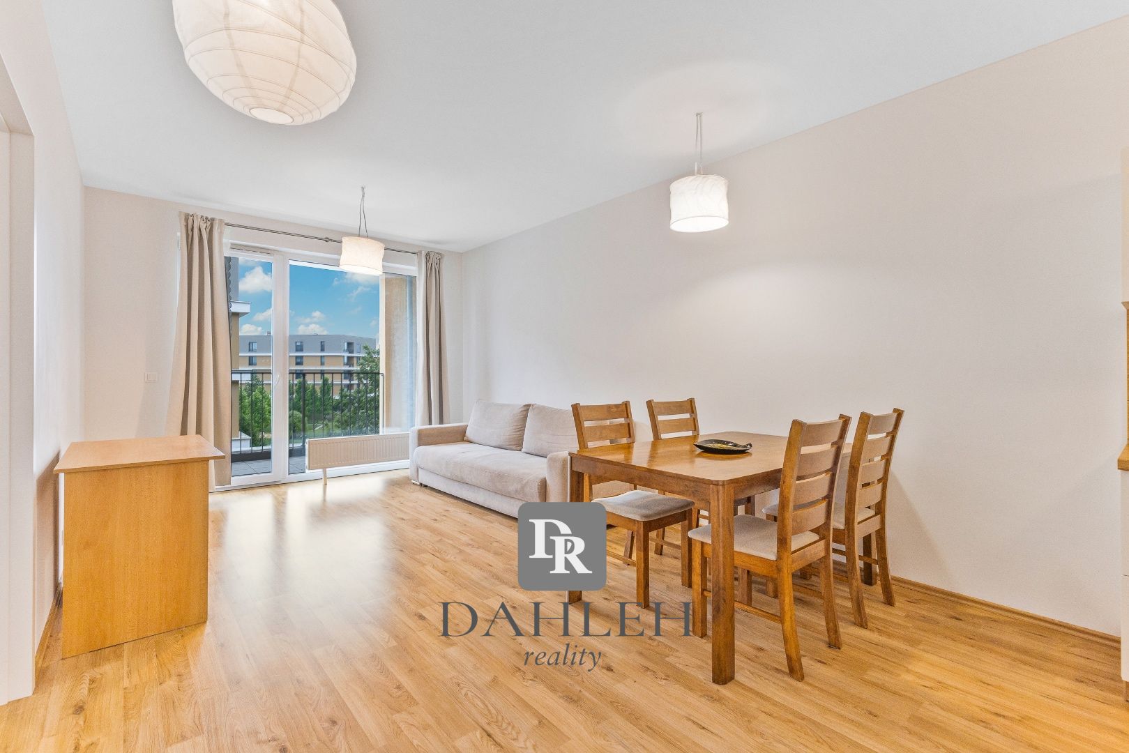 DAHLEH-Na predaj zariadený, príjemný 2 izbový apartmán s lodžiou v novostavbe