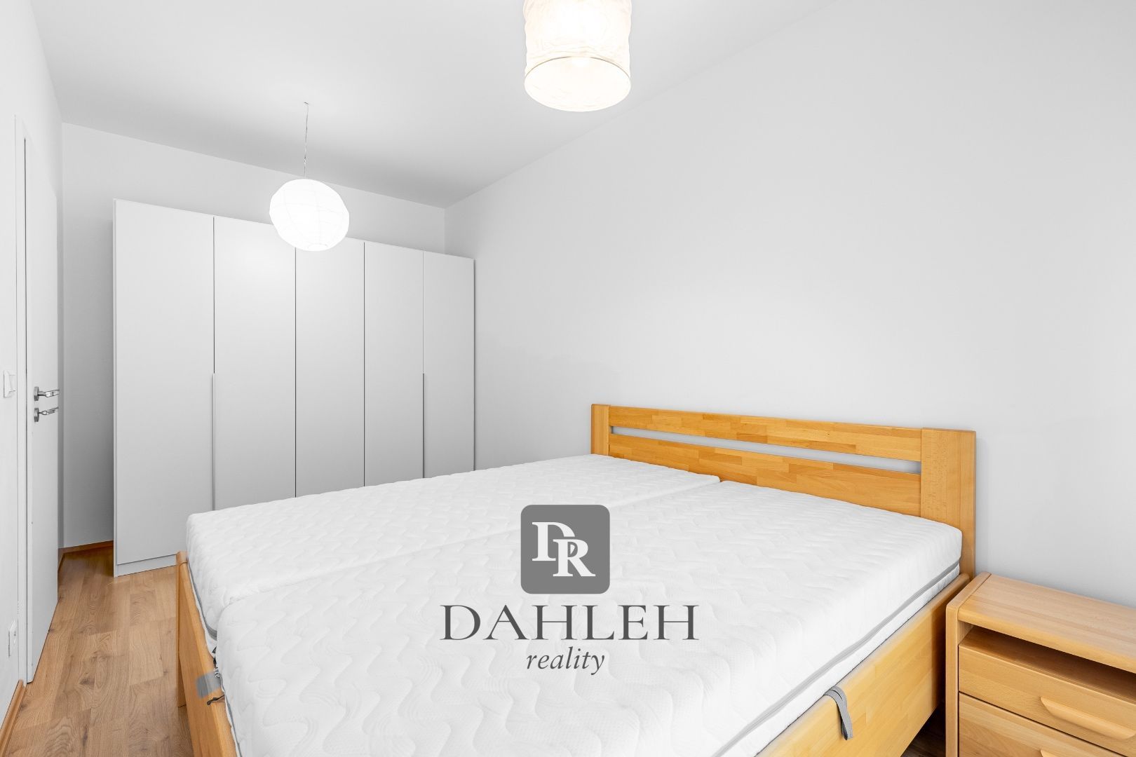 DAHLEH-Na predaj zariadený, príjemný 2 izbový apartmán s lodžiou v novostavbe