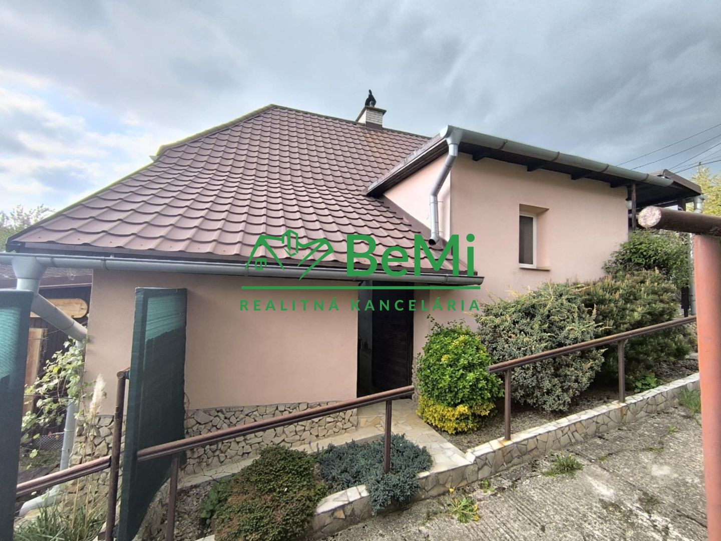 Predaj Rodinný dom Rodinný dom-Predaj-Jablonka-109000.00 €