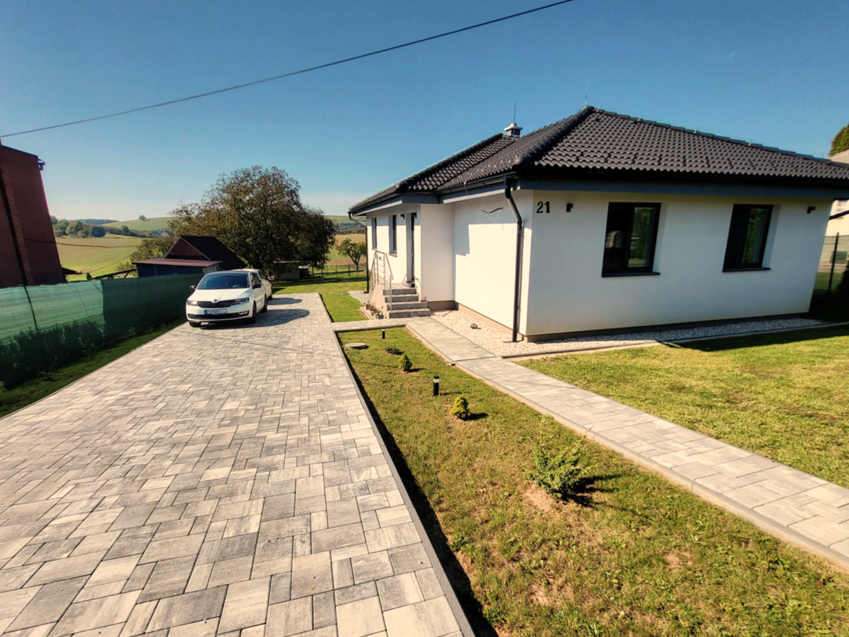 Predaj Rodinný dom Rodinný dom-Predaj-Čelovce-250000.00 €