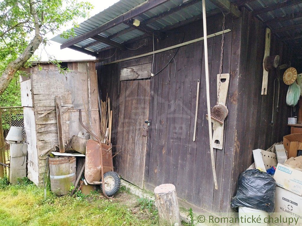 Únik do oázy pokoja v srdci Novohradu! Chalupa s dušou a neobmedzenými možnosťami v Čelovciach čaká na vás!