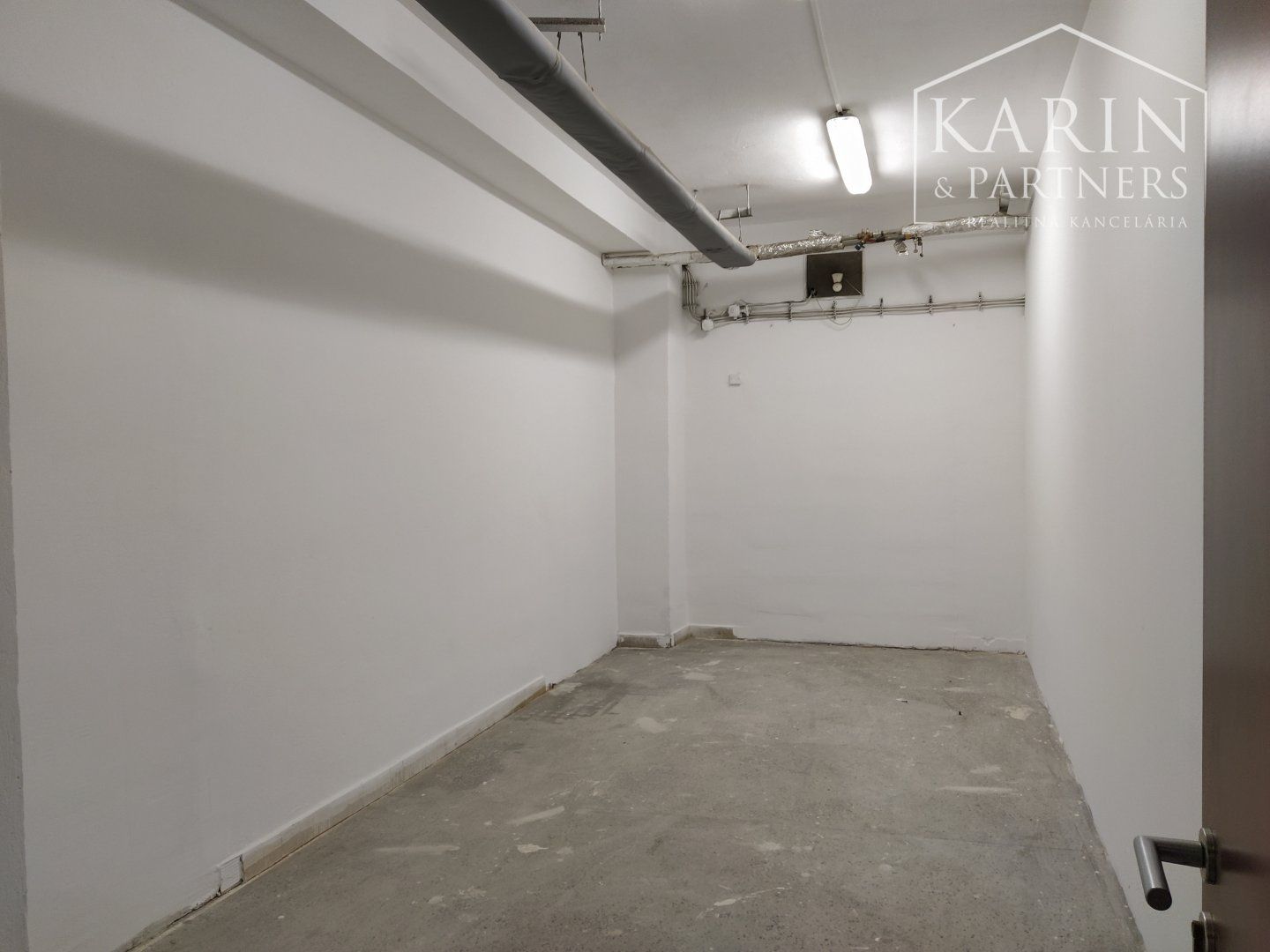 Prenájom Iný Iný-Prenájom-Bratislava - mestská časť Nové Mesto-70.00 €