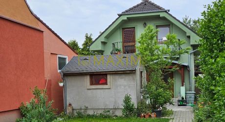 Rodinný dom vo Vajnoroch