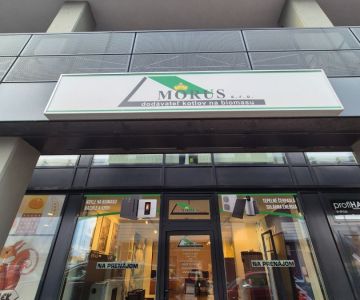 Atraktívny obchodný priestor v centre L.Miluláša na prenájom
