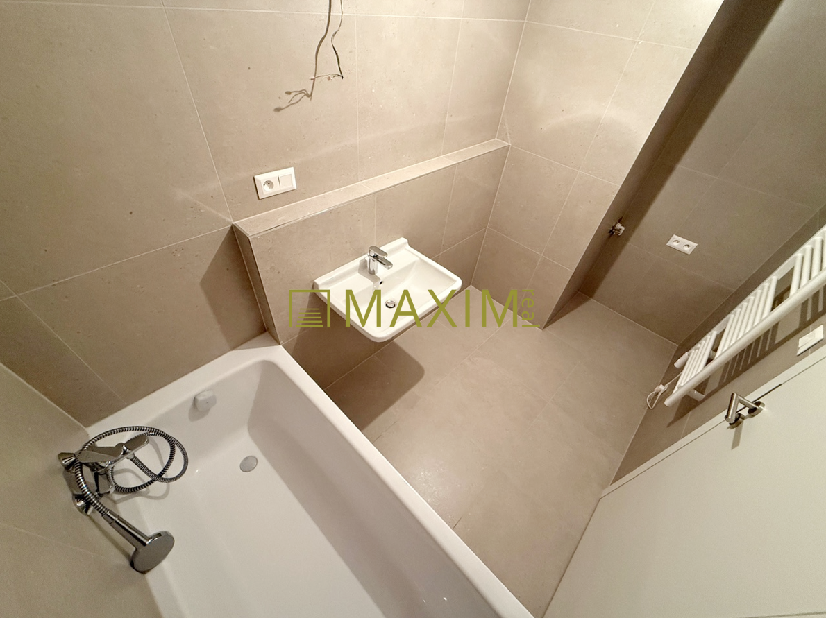 METROPOLIS - 2 izbový apartmán v centre Downtownu na Bottovej ulici v Bratislave