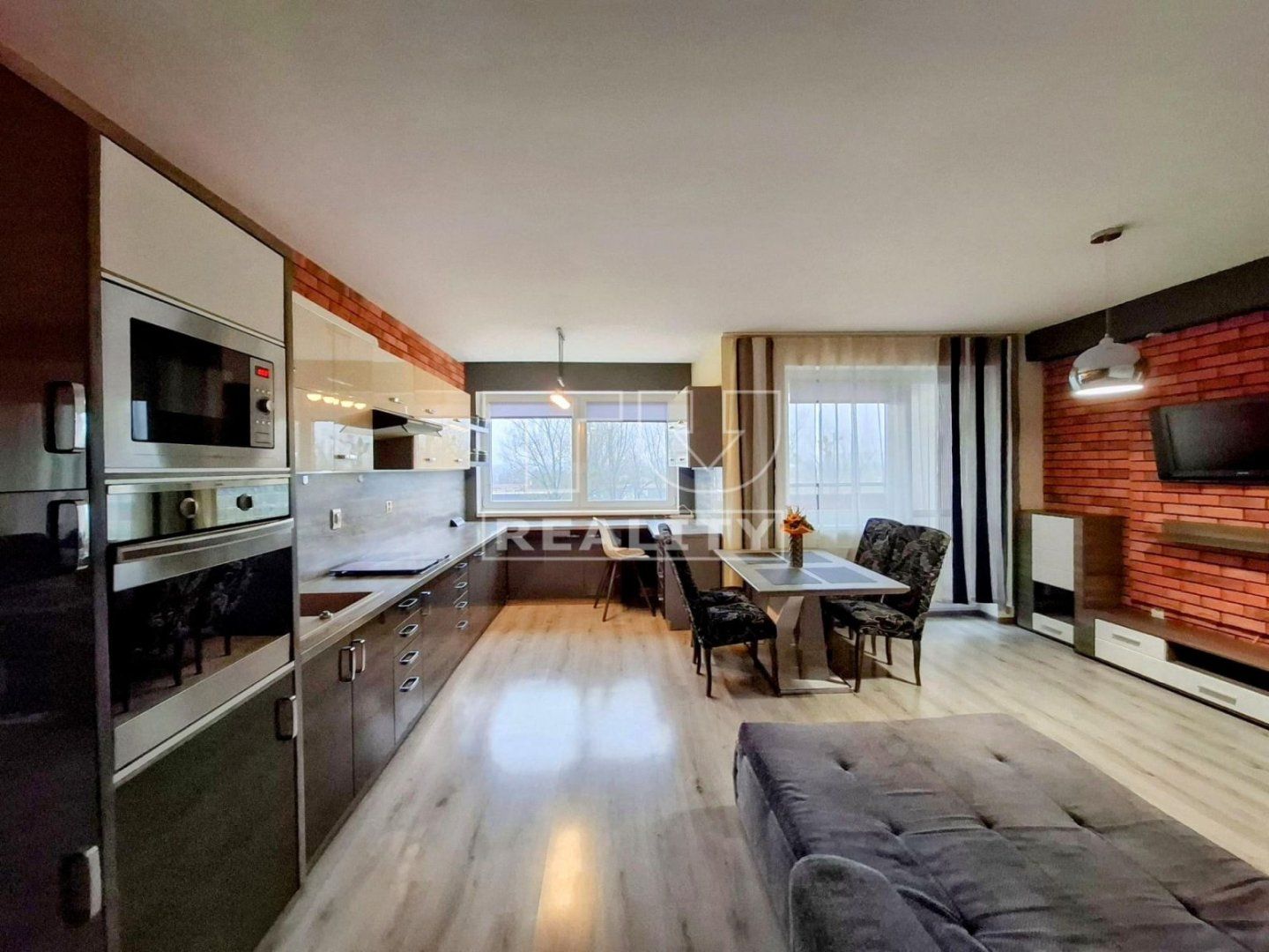 INVESTIČNÝ 3-izbový byt v novostavbe – Šaca, 85 m²
Skvelá lokalita • Moderná stavba • Výborný výnos