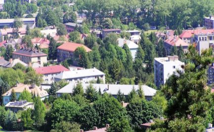 2-izb.s lodžiou Uhlisko-Družstevná ul. po rekonštrukcii zariadený
