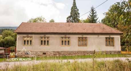 ZNÍŽENÁ CENA-  Rodinný dom, pozemok 902 m2, Handlová - Nová Lehota