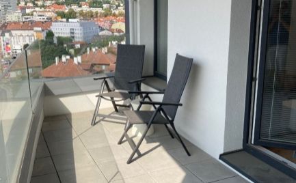 PRENÁJOM štýlový DOG FRIENDLY 2 izb byt s terasou a výhľadom Staré mesto EXPIS REAL