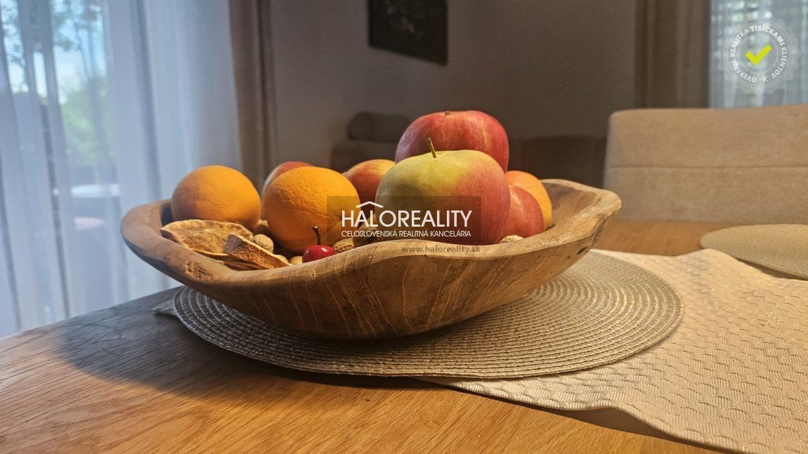 HALO reality - Prenájom, trojizbový byt Banská Štiavnica - EXKLUZÍVNE HALO REALITY