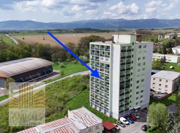 3 - IZBOVÝ PANELOVÝ BYT PO KOMPLETNEJ REKONŠTRUKCII