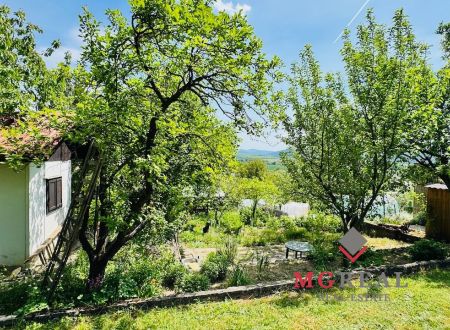 Na predaj záhradná chatka so záhradkou – Partizánske, časť Návojovce (407 m²)