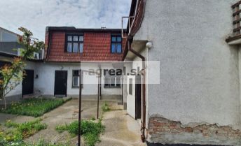 Starší rodinný dom na rekonštrukciu v Bratislave I.