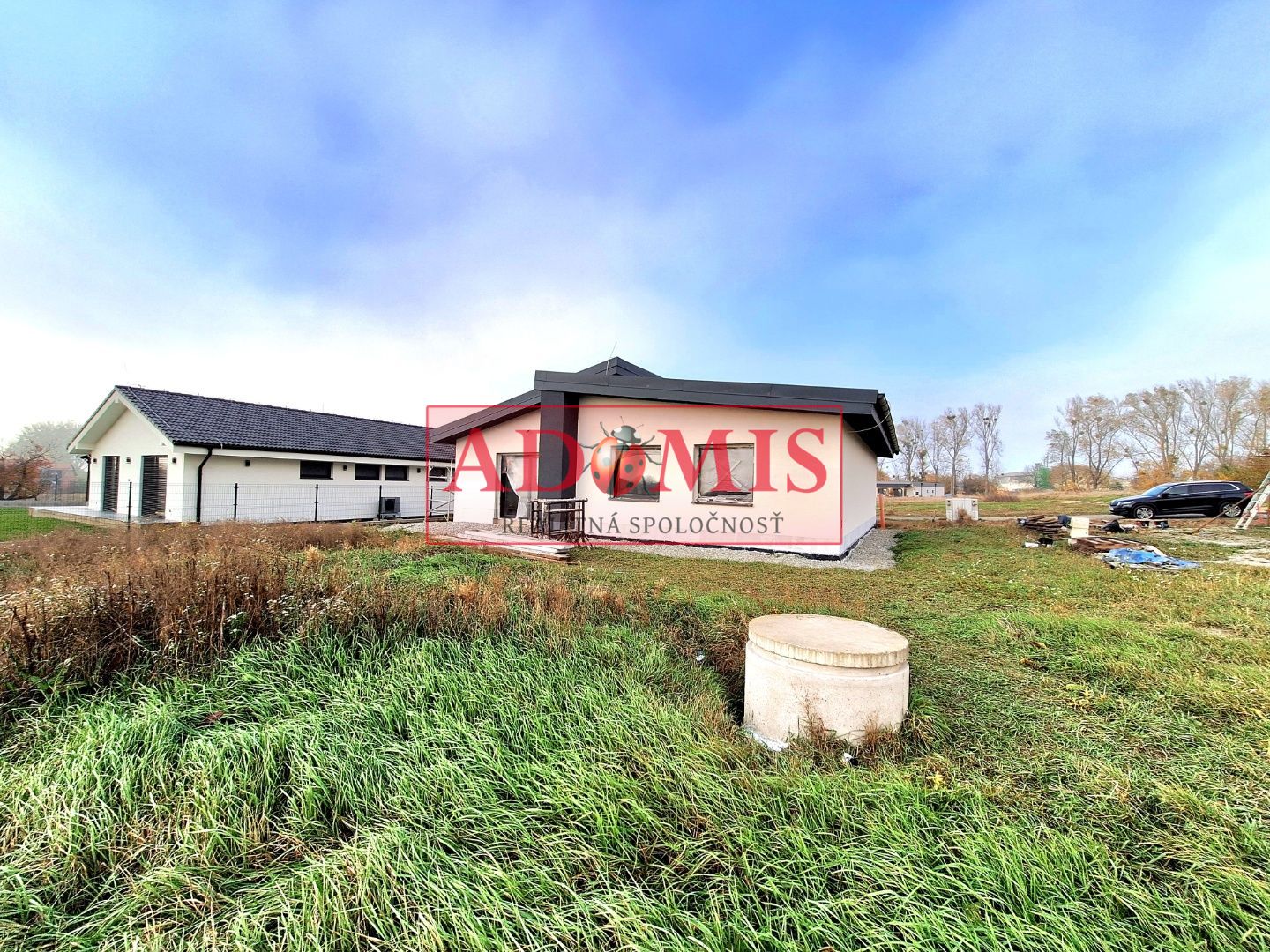 ADOMIS - 4-izbový tehlový bungalov 648m2,2x kúpeľňa,rekuperácia,Ruskov, len 15min z Košíc