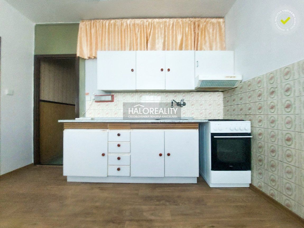 HALO reality - Predaj, štvorizbový byt Považská Bystrica, Zakvašov