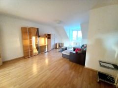 Prenájom výnimočný 4-izbový byt + parkovacie miesto + balkón, v peknom prostredí, kúsok od centra Piešťan