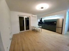 Prenájom priestranný, pekný 3-izbový byt+balkón, kúsok od centra, Piešťany