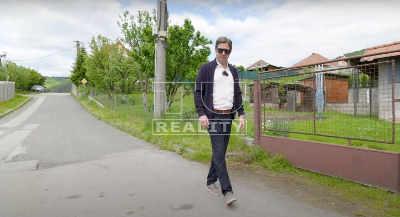TUreality ponúka na predaj rodinný dom v obci Medzibrod 15 min od Banskej Bystrice s pozemkom 662 m²