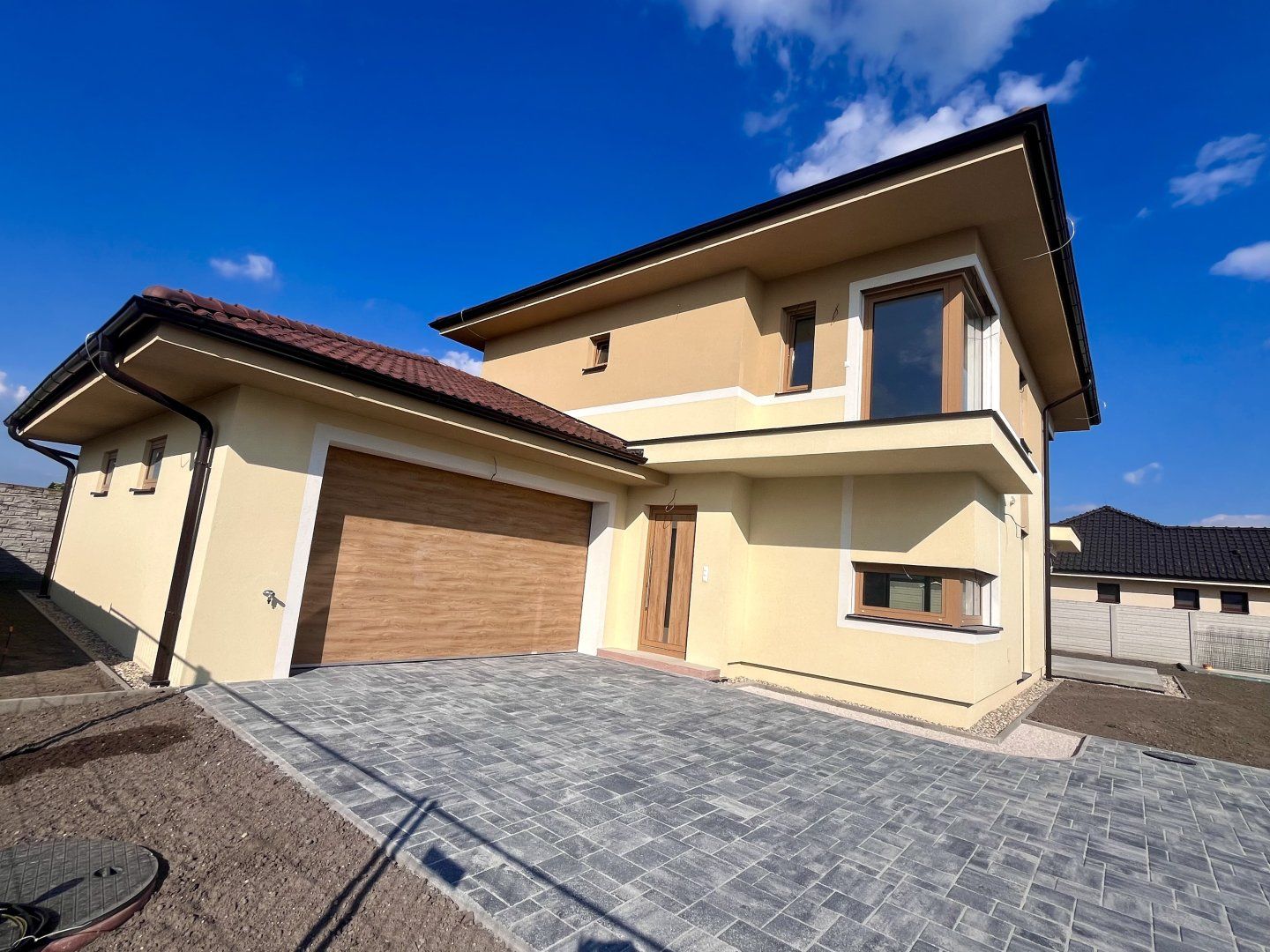 Jedinečný 5 izbový dom na predaj v TOP lokalite-GARDEN TOWN