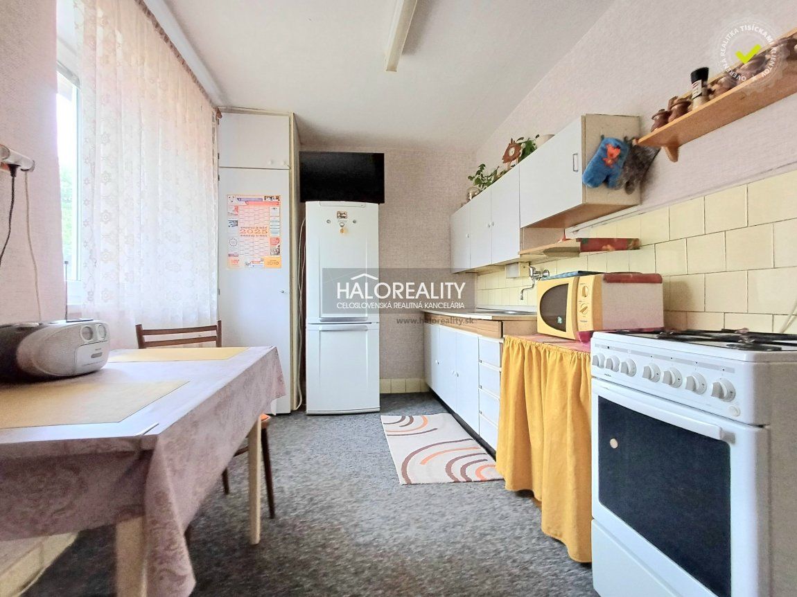 HALO reality - Predaj, dvojizbový byt Prievidza, Staré Sídlisko, Malá - EXKLUZÍVNE HALO REALITY
