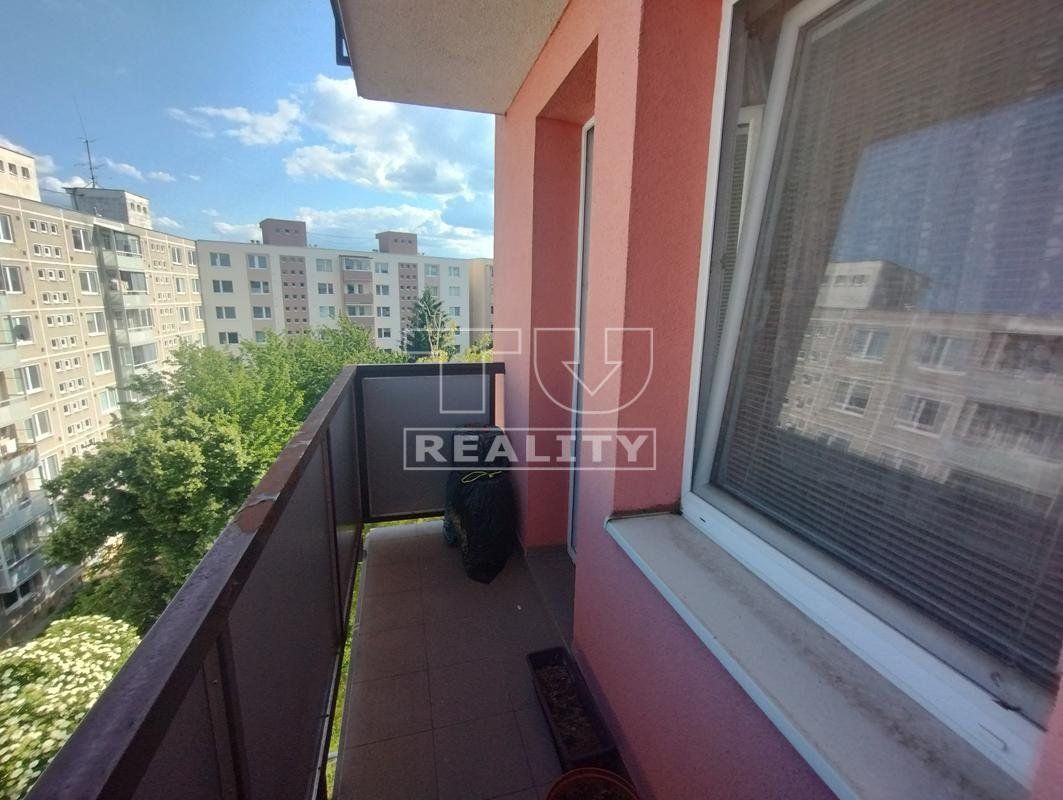3 Izbový s dvoma balkónmi byt vo vyhľadávanej lokalite v NMnV