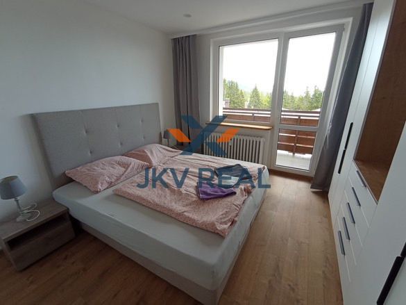 JKVreal ponúka na predaj kompletne zrekonštruovaný 2-izbový byt v srdci Vysokých Tatier – Štrbské Pleso