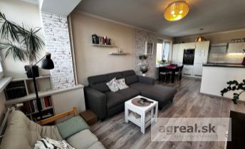 Predaj- priestranný 3- izb. byt (79 m2 + loggia 3,40 m2) po kompletnej rekonštrukcii vo vyhľadávanej lokalite, ul. Heyrovského, BA IV- Lamač