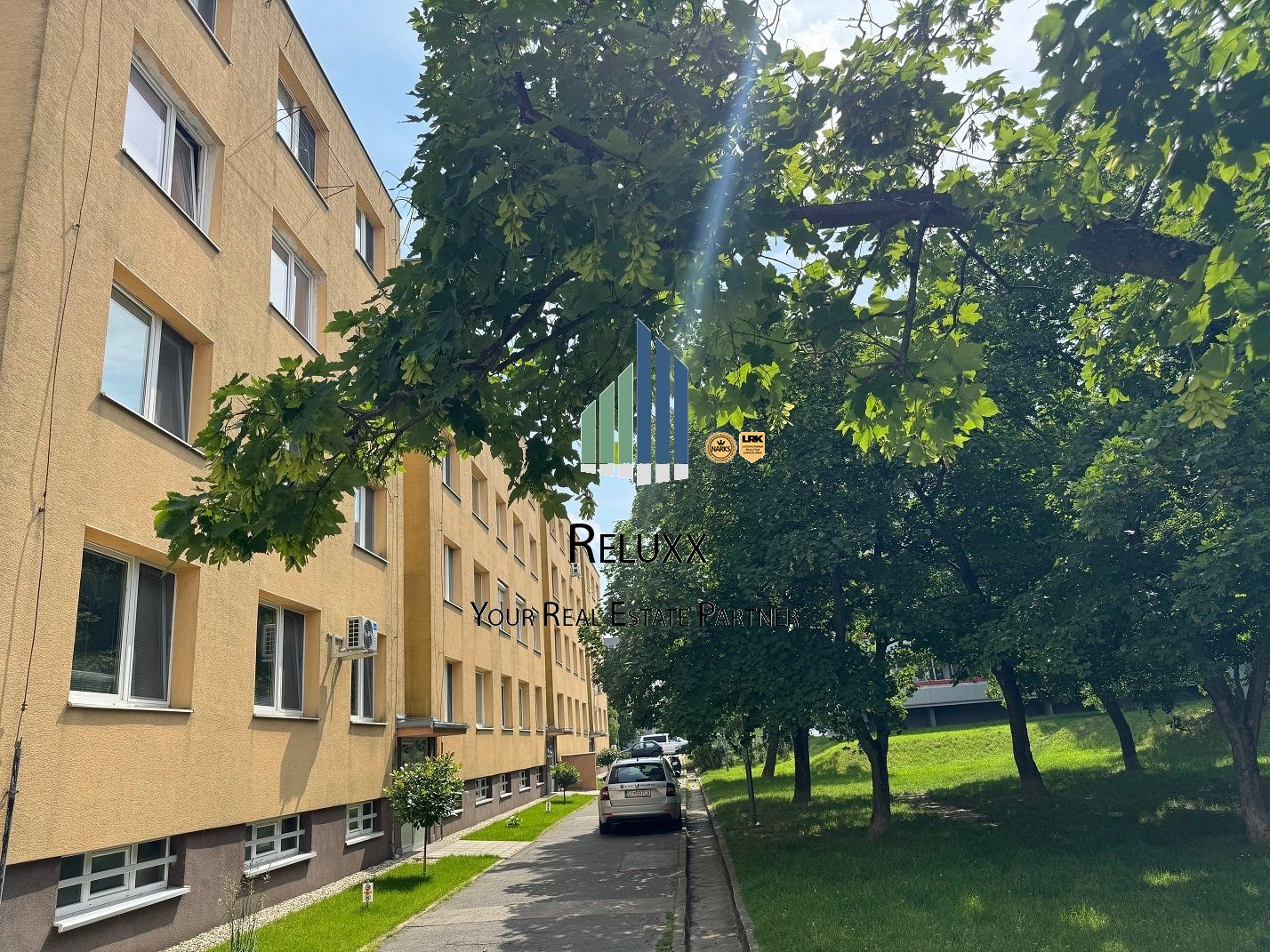 4 izbový pekný byt 76,20 m2 + loggia 10,38 m2 na predaj Kubačova 17 BA III Rača