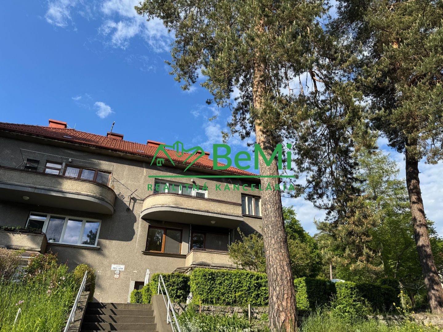 Na predaj pekná nehnuteľnosť  Ružomberok - Malé Tatry