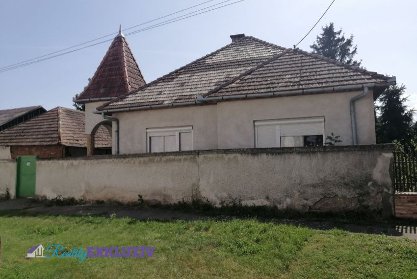 Predaj Rodinné domy Želiezovce