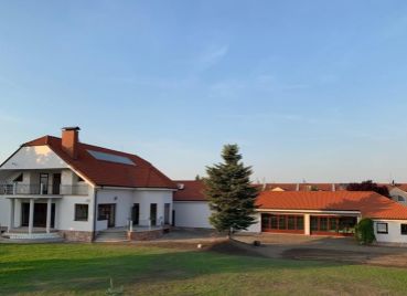 LUKRATÍVNY A VÝNIMOČNÝ PRIESTOR NA PRENÁJOM, Šamorín