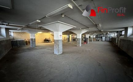 Na prenájom skladový priestor o výmere 288 m2.
