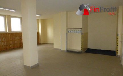 Na prenájom vykurovaný nebytový priestor o výmere 109 m2 na Prešovskej ul.