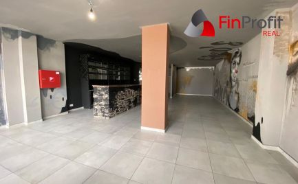 Na prenájom priestor 119 m2 vhodný pre obchod a služby v novostavbe bytového domu.