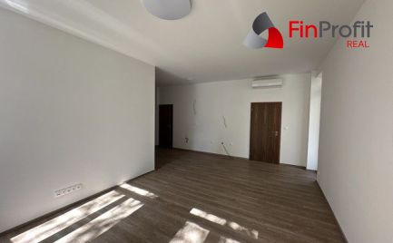 Na predaj nový klimatizovaný 2i byt s balkónom v Starom meste.
