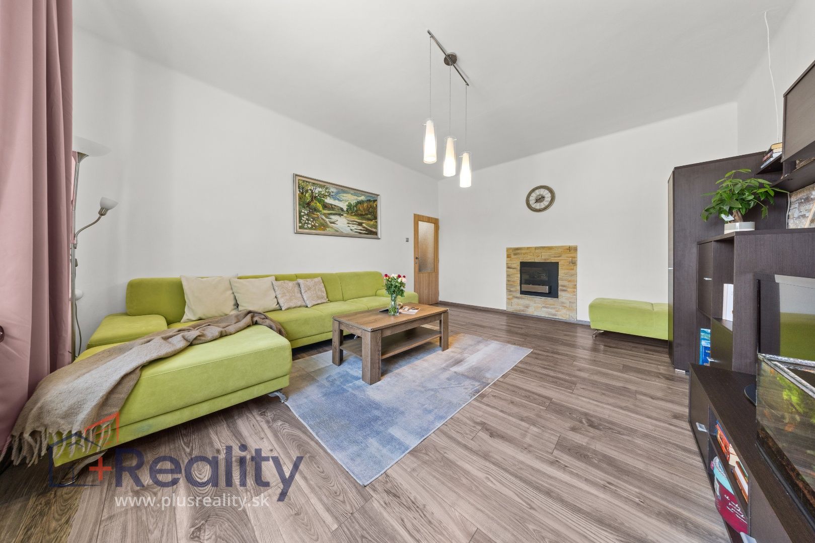 Rodinný dom v prestížnej lokalite Dunajskej Stredy - 210 m² + pozemok 800 m² na predaj!