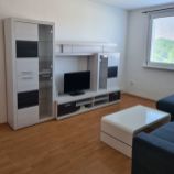 Na prenájom 2-izbový byt – Medveďovej ulica, Bratislava – Petržalka