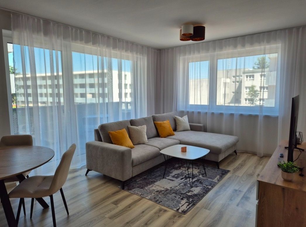 Na prenájom - 2-izbový byt - Skalická cesta, Bratislava III – Nové Mesto