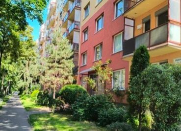 Na predaj - 3-izbový byt – Vranovská ulica, Bratislava V, Petržalka