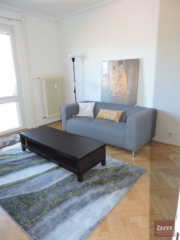 Prenájom 1 - izb. bytu Bratislava - Nové Mesto - Račianska ul.